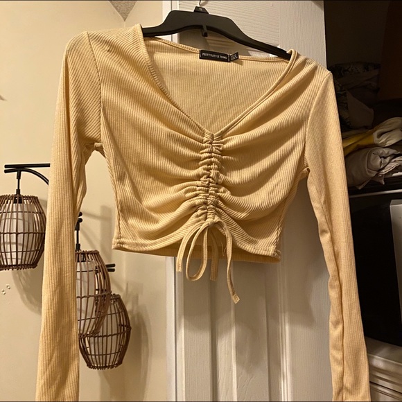 ribbed long sleeve ruched front crop top - Picture 5 of 6